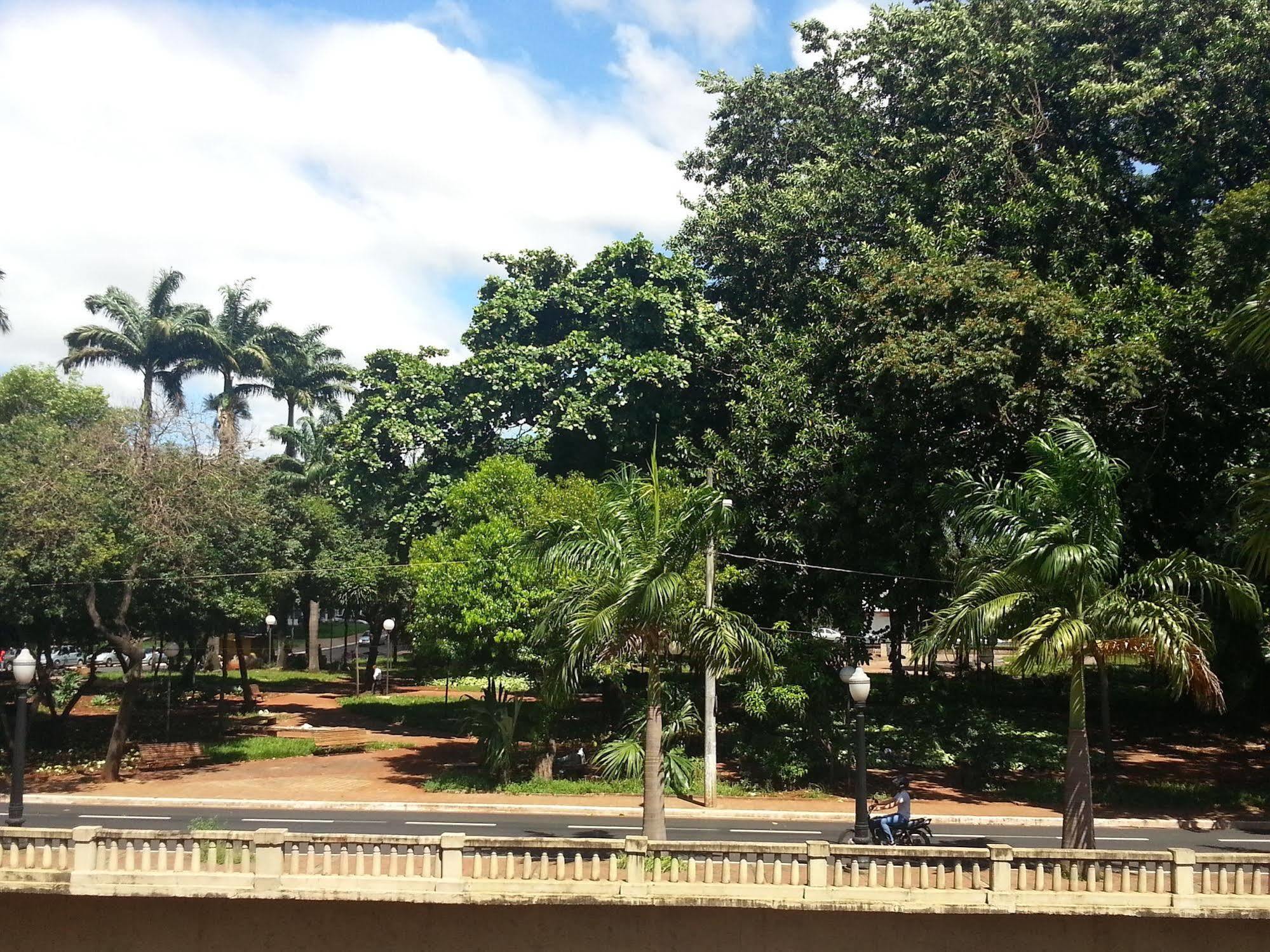 Aurora Hotel Ribeirao Preto Bagian luar foto